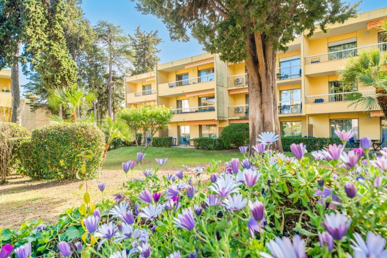 Spacious Apartment At A 5 Min Walk From The Beach Antibes Bagian luar foto