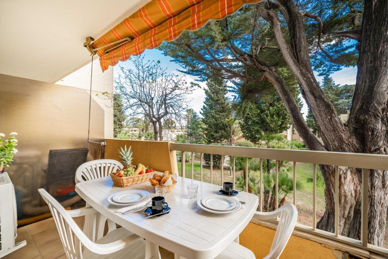 Spacious Apartment At A 5 Min Walk From The Beach Antibes Bagian luar foto