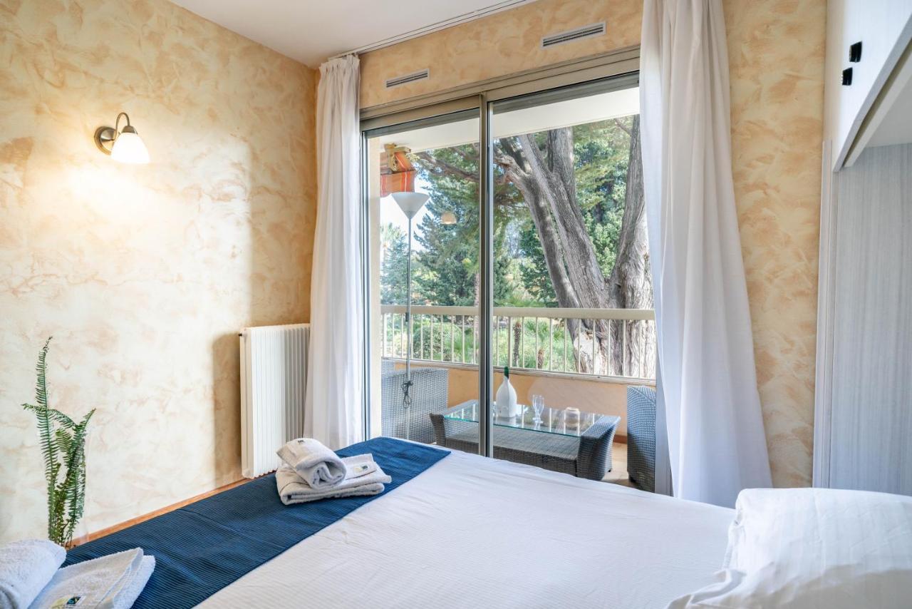Spacious Apartment At A 5 Min Walk From The Beach Antibes Bagian luar foto