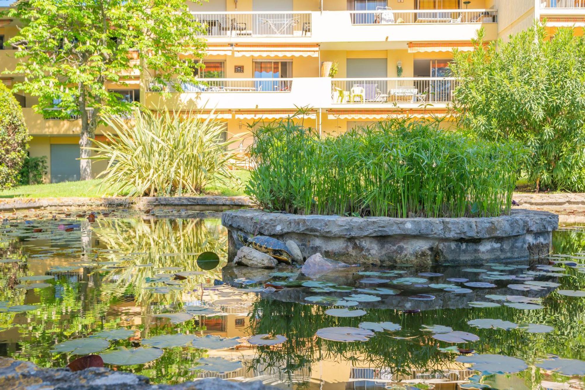 Spacious Apartment At A 5 Min Walk From The Beach Antibes Bagian luar foto