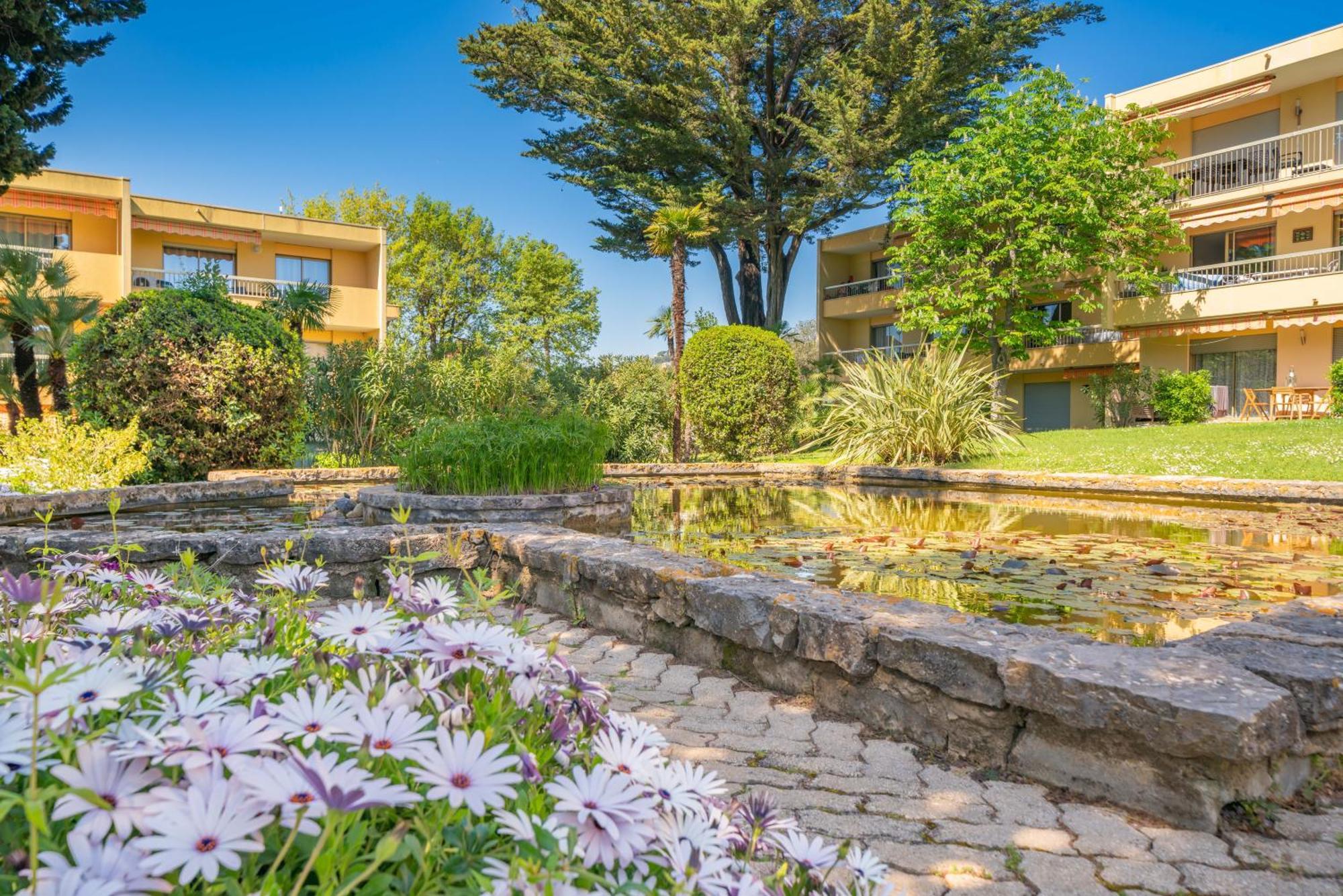 Spacious Apartment At A 5 Min Walk From The Beach Antibes Bagian luar foto
